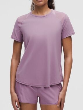 NWT Lululemon Sculpt Short Sleeve Shirt in Lavender Lux size 8